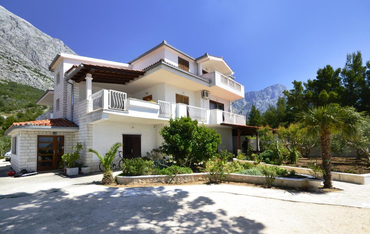 Family Friendly Apartments With A Swimming Pool Baska Voda, Makarska - 12442 Exterior foto