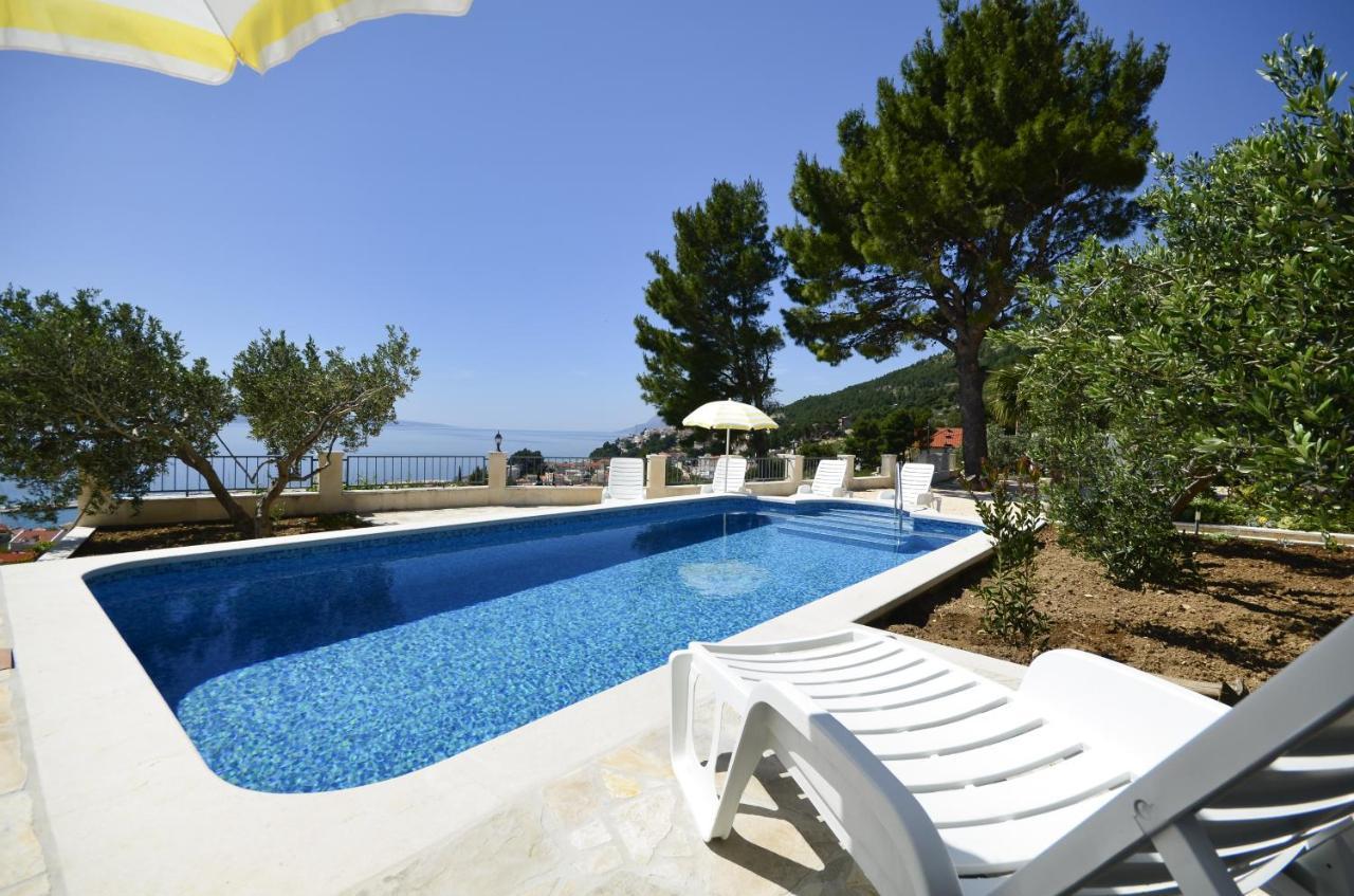 Family Friendly Apartments With A Swimming Pool Baska Voda, Makarska - 12442 Exterior foto