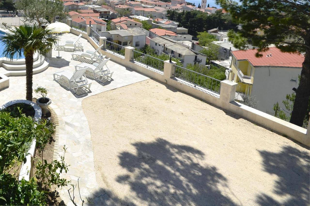 Family Friendly Apartments With A Swimming Pool Baska Voda, Makarska - 12442 Exterior foto