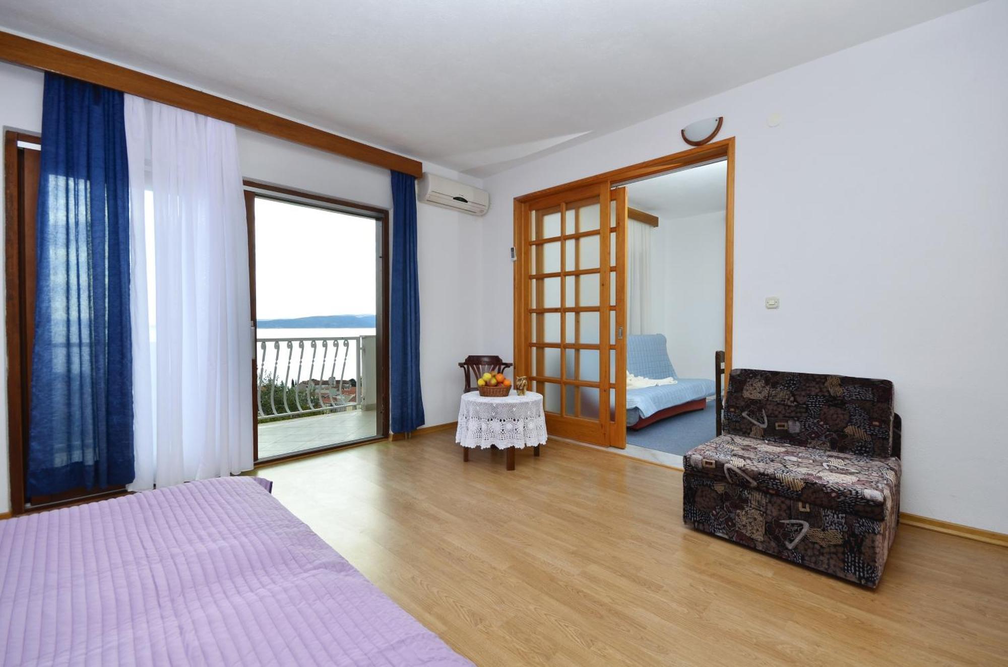 Family Friendly Apartments With A Swimming Pool Baska Voda, Makarska - 12442 Zimmer foto