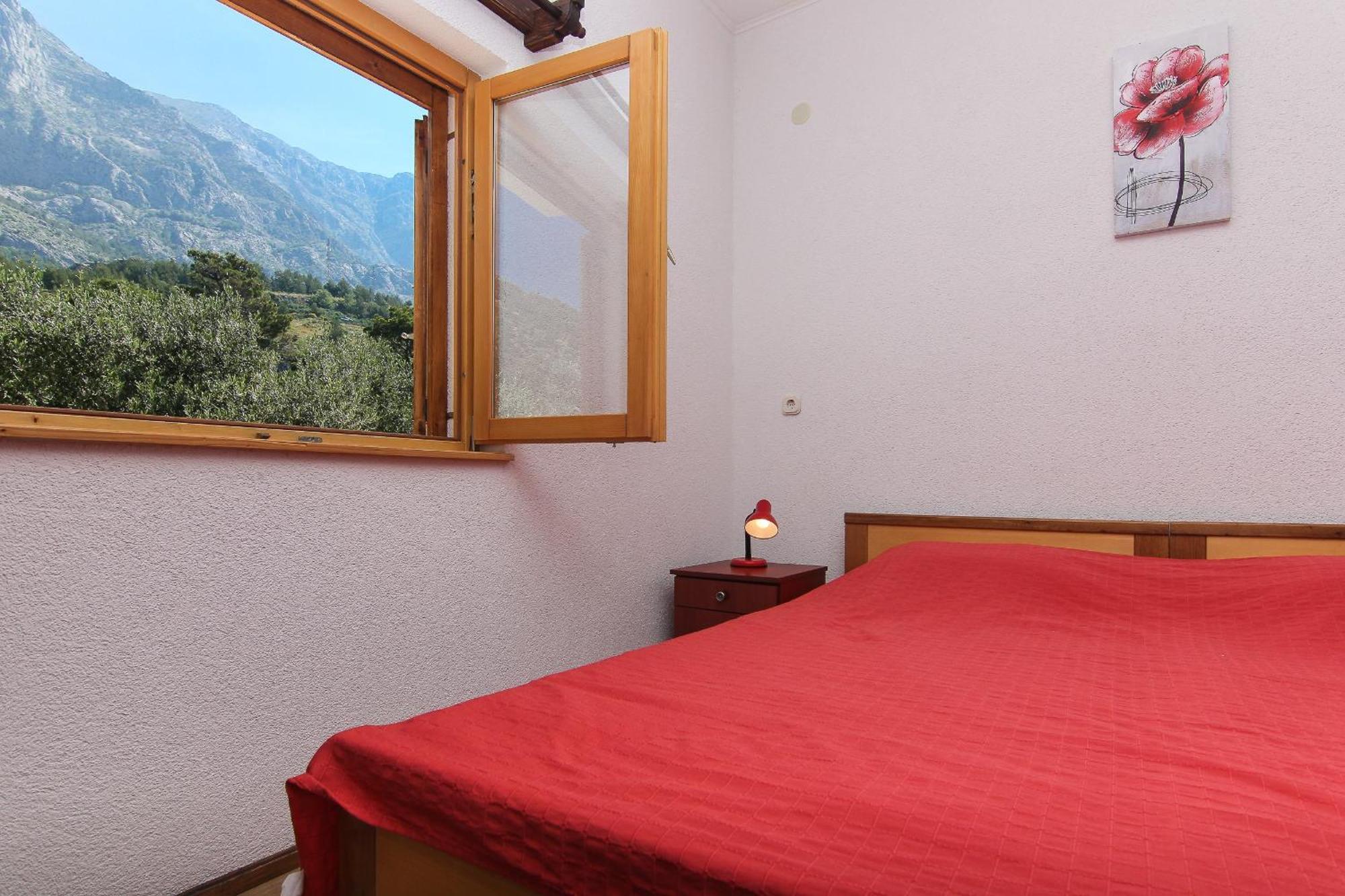 Family Friendly Apartments With A Swimming Pool Baska Voda, Makarska - 12442 Zimmer foto